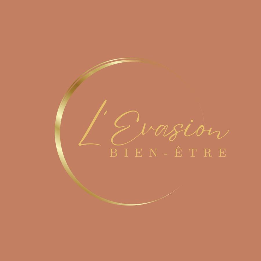 L'Evasion - Sauna Jacuzzi Cinema Тур Экстерьер фото
